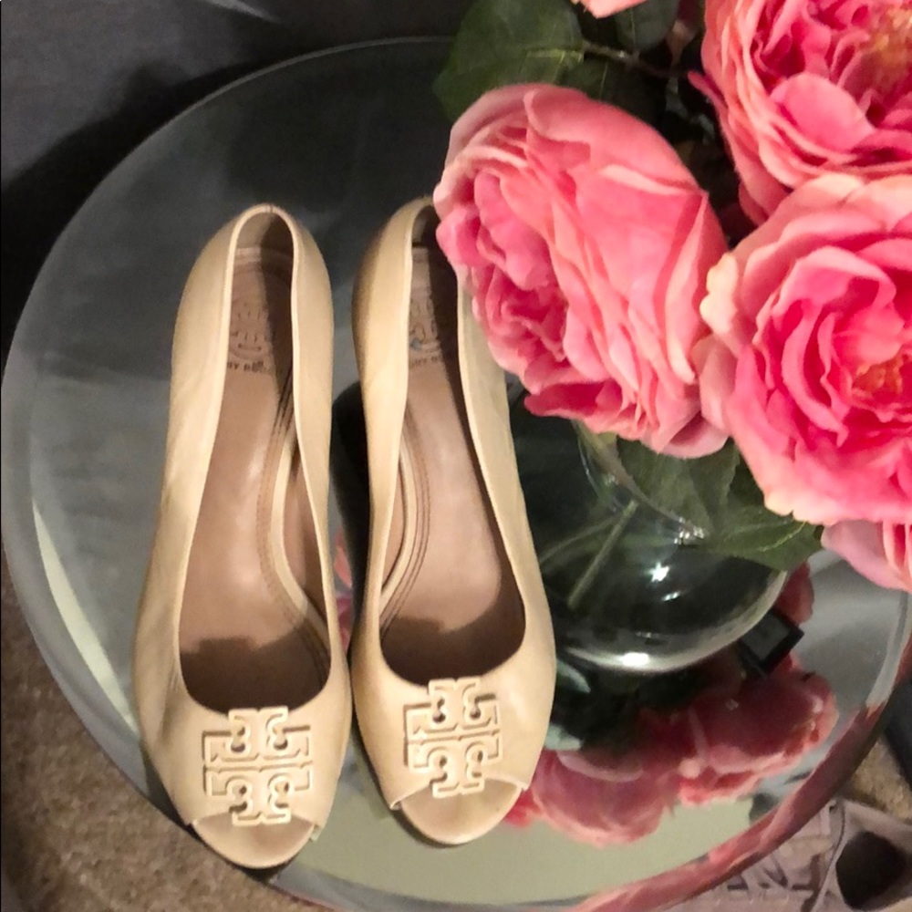 Tory Burch - Picture 3 of 7